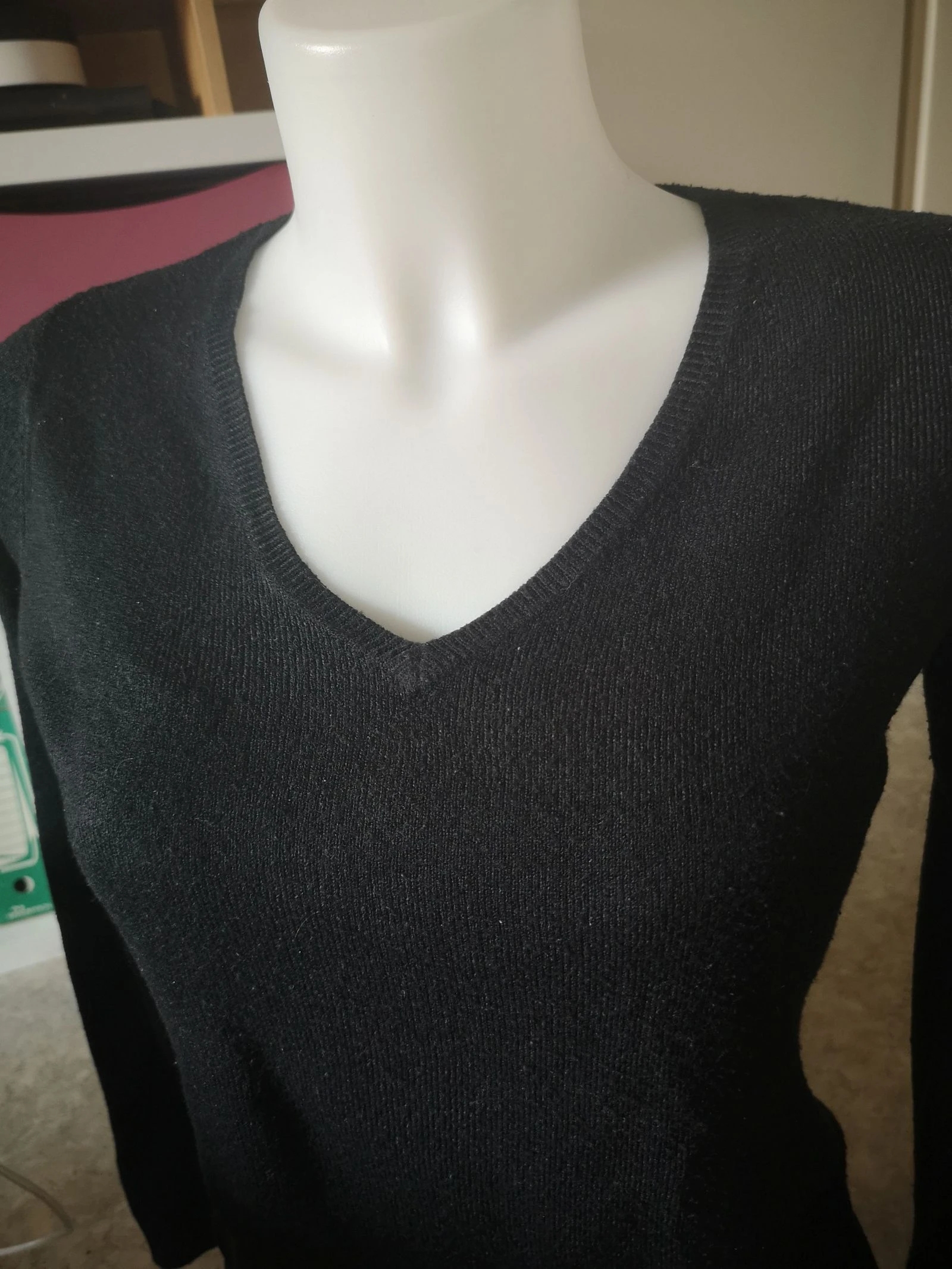 Pull col en V taille S
